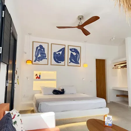 Kukulú Luxury Pool - Mykonos Private Oasis